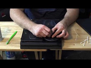 HOW TO CLEAN PS4 PRO - Cleaning PS4 LOUD FAN Tutorial