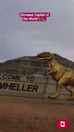 Drumheller & its stunning badlands landscape & numerous dinosaur fossils❤️🦖🦕🇨🇦