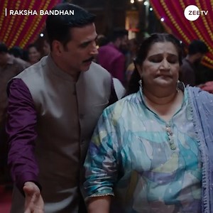 A brother’s promise to see his four sisters happily married before considering his own future—a story of love, sacrifice, and unbreakable family bonds - with a twist of comedy. ❤️😂 Watch ‘Raksha Bandhan’ tomorrow at 12 PM (SGT), only on #ZeeTVAPAC Akshay Kumar Bhumi Pednekar #SadiaKhateeb #SmrithiSrikanth #SahejmeenKaur | Zee TV Asia Pacific