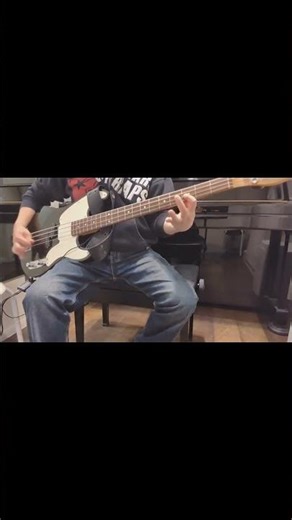 Green Day - She | Bass Cover #shorts #basscover #greenday #mikedirnt