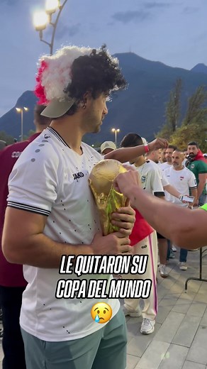 Copa del Mundo: Iraquí intentó entrar con réplica