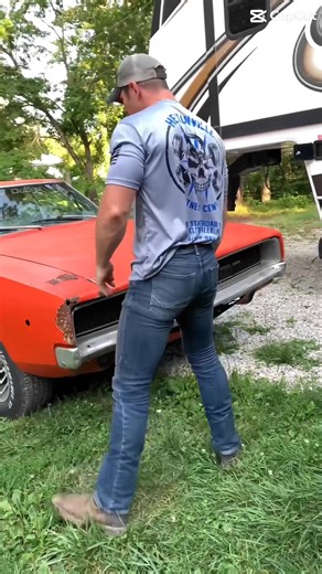 Check out Heltonville Gym. Veteran owned, local gym. Sign up today. | Josh Smith