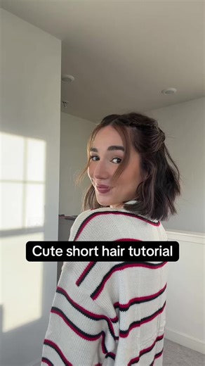 Fun easy messy short hair tutorial! #shorthairtutorial #shorthair #shorthairstyles #messyhairstyle #boblength