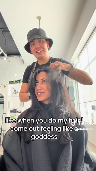 Long curtain bangs and long layers can add movement, volume, and dimension to your hair. Curtain bangs frame the face beautifully, enhancing your features, while long layers reduce bulk and create a softer, more flowing hairstyle. This combination can give your hair a modern, stylish look without sacrificing length. #longlayers #markhamsalons #torontohairstylist #markhamhairstylist