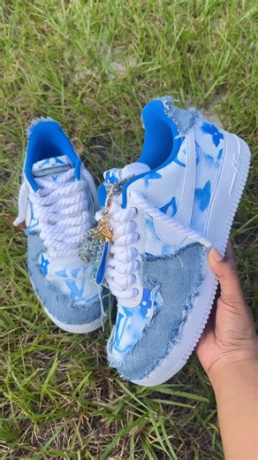 Custom Air Force 1’s 👟 on Instagram: "Distressed Denim Customs 💙 Pair any fabric with denim 🔥 Message me or link in our bio to order 👟 #customaf1 #customairforceones #customairforce1 #customairforces #af1custom"