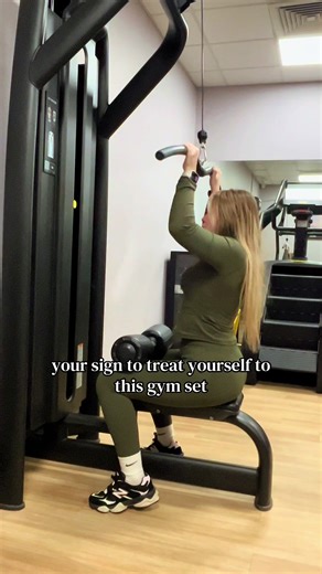 the quality is insane! on my way to get it in every colour👏 #gymset #2026motivatation #gymgirl #matchinggymset