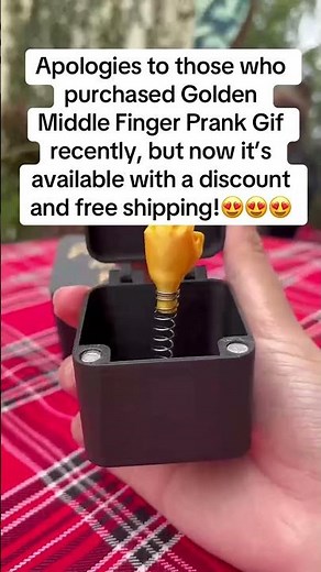 Funny Prank Box with Golden Middle Finger#prank #gag #funny #gift