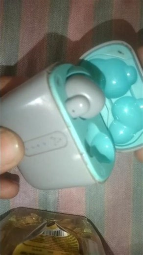 how to make a open blutooth airbord #diy #experiment #shots #airport #speaker