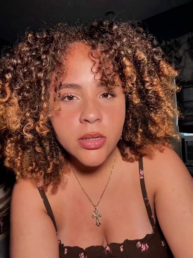 When the youngest sibling has a brighter perception of your childhood #childhood #fyp #memories #fypシ