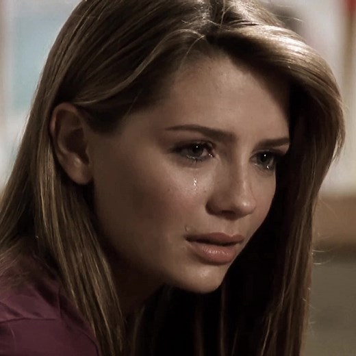 seth was always so hard on her :( #marissacooperedits #theoc #marissacooperedit #marissacooper #ryanatwoodedit #sethcohen #sethcohenedit #adambrody #mischabarton #mischabartonedit #mischabartonedits #rachelbilson #summerroberts