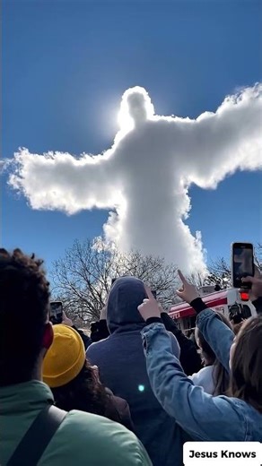 POV: You See Jesus in the Sky 🌈 | The King is Coming #Jesus #Ascension