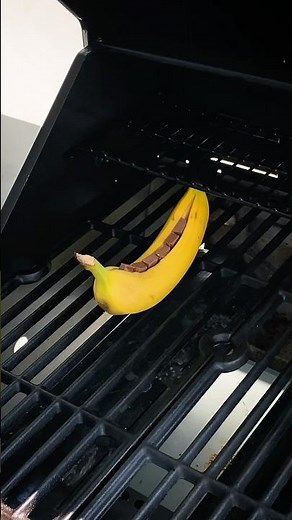 Grilled Banana with Chocolate - Dessert from the Grill