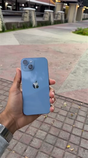 EasyCell on Instagram: "Otro azul 💙🤩"