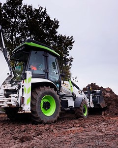 27K views · 454 reactions | Leading the way. Working together, the construction industry can ensure hydrogen becomes the most appropriate zero carbon solution for the future. | JCB | Facebook