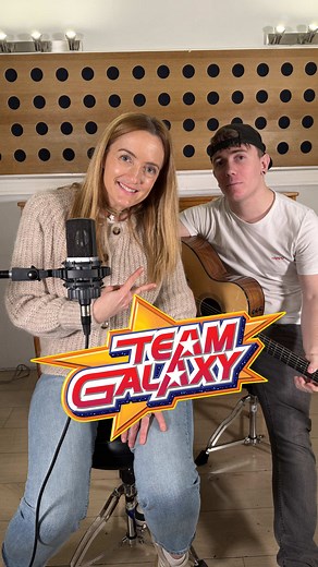 Dorothée Pousseo & Team Galaxy Guitar Cover
