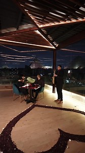 At Tree Lounge, the pyramids aren't just a view! They're part of your love story, ideal for couples seeking a magical experience. For reservations call us on: *Pyramids: 01064285736 Or send us a DM with your contact details & we will contact you. #RomanticDinner #FineDining #Restaurant #FoodExperience #Romantic #Romance #Date | Tree Lounge