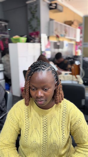 Location ni Nairobi city center mall, Ronald Ngala street. Best locs hub in town. Our number iko kwa bio for any enquiries. #drealocks#dreadlockshairstyle #fyp #nairobitiktokers #trendingsong