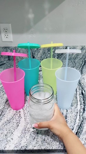 DIY Color Changing Starbucks Cup Dupe Mini Vlog