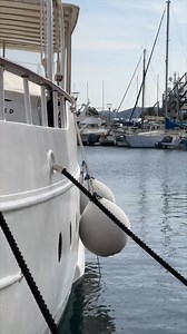 ⚓️MCN | La Maison de la Construction Navale à La Ciotat vous propose gratuitement des expositions, conférences et projections sur l'histoire maritime. Une immersion captivante dans le passé et le présent de la construction navale. Rendez-vous📍46 quai François-Mitterrand prolongé à La Ciotat 🚢 Infos & inscriptions : 04 42 08 65 23 mcn@mairie-laciotat.fr laciotat.com #jadorelaciotat | Ville de La Ciotat