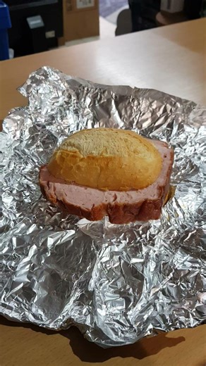 Feiner Fleischkäse #short #shorts #viral #essen #usingen #frühstück #lecker #backen #food