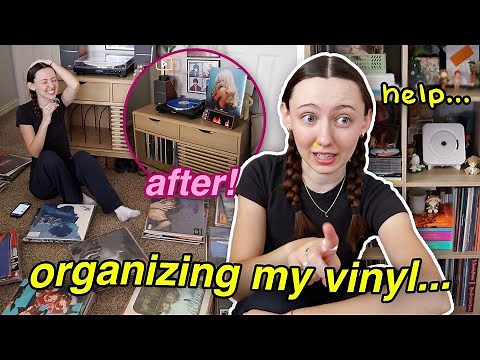 ORGANIZING MY VINYL RECORDS! (cleaning, sorting, + decorating my setup)