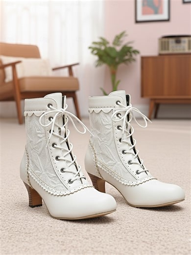 Women's White Victorian Lace-Up Ankle Boots with Low Heels and Scalloped Trim, 1920s Vintage Retro Edwardian Style Fashion Shoes for Daily Wear, Cosplay & Wedding Outfits 2025