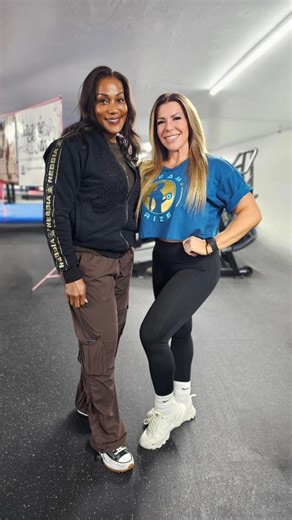 Cara Volpicelli | Online Coach for Women 40+ on Instagram: "Last year's seminar at Guaranteed Fitness with the Fantastic Four: ✨️ Lenda Murray, 8x Ms. Olympia ✨️ Lee Haney, 8x Mr. Olympia ✨️ Josh Bryant, Top Strength Coach in the world (and my powerlifting coach) ✨️ John Hansen, Mr. Natural Olympia This was incredible to be a part of. What an honor it was for Lenda Murray to ask Wendy @wendyhyattwellness and I to help her present, demonstrate, and answer questions for the attendees. 🙏 I'm looki