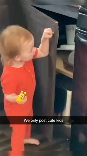 Posting Cute Kids on Instagram: "These little cuties just made my day brighter! 💕 Follow @postingcutekidss for more videos like this! Follow 👉 @buymycell #Adorable #LittleOnes #CutenessOverload #KidsOfInstagram #SweetMoments #SmilesForDays #Innocence #JoyfulHearts #PlayfulKids #ChildhoodMemories"