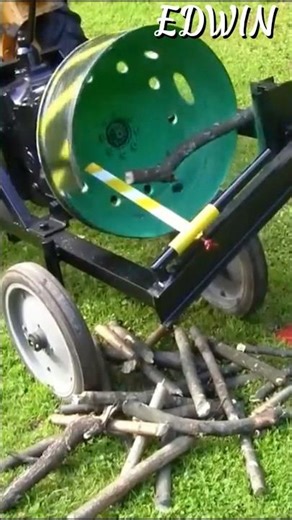 Amazing Firewood Chopping Machine