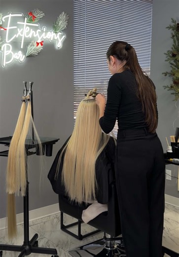 Invisible hair extensions in Houston — the secret to a perfect, natural look 💫 We work with Slavic luxury hair the safest Ice Fusion method for healthy, featherlight, seamless results. ✨ Primera calidad, 100% natural movement, flawless volume. Stop scrolling — your new hair starts here. DM us today. 🙌🏻 #hairextensionshouston #icefusionhairextensions #houstonbeauty #blondeextensions #blondehair