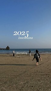 🚨 Did you know that 80% of New Year’s resolutions fail by February? 😱 It’s a harsh truth—but it doesn’t have to be your reality!​ Here’s how: ​ 📌Start small, scale slowly. Focus on small, consistent actions that you can build on each month. Gradual progress is key to long-term success.​ 📌 Celebrate milestones. Celebrate small wins along the way. Whether it's completing your first week, month, or quarter, rewards reinforce your commitment to the larger goal.​ #NewYear #2025goals #NewYearGoals