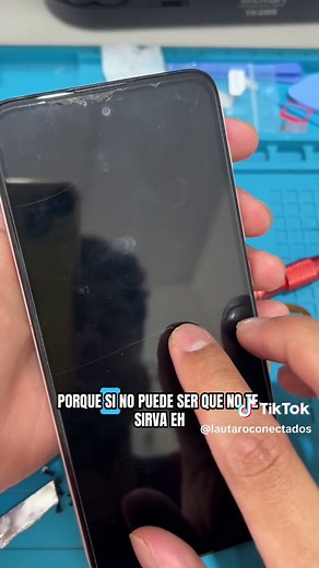 Cómo Restaurar de Fábrica un Celular Motorola