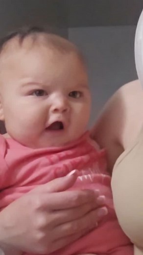 morning pump and pour after nursing for about 10 minutes ❤️❤️ sorry I've been inactive today, I am on my way to Floridaaaaaa for vacaaaa !! . how's your day going? #fypppppppppppp #increasesupply #oversupply #pumping #newborn #pumpingmama #pumpingmilk #Breastmilk #exclusivepumping #pouringmilk #breastfeedingtips #breastfeedingjourney #breastfeedingsupport #pov #satisyingvideo #pumpingmama #milkmaid #youngmom #reels #momcozy #trending #pumpandpour #carpumpandpour #pumpatwork #morningpumpandpour #