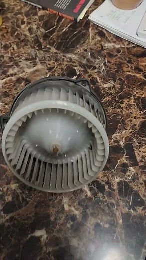 2006 LR3 Blower motor replacement.