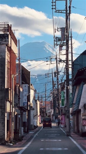 This incredible view of Mt. Fuji #fujisan #mtfuji #japan #tokyo #mountain
