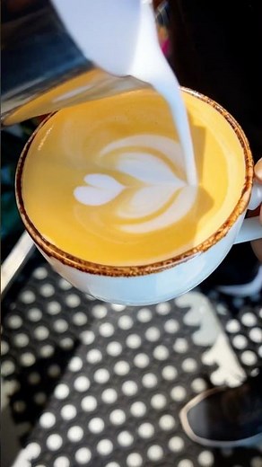 Making Easy Tulip Latte Art