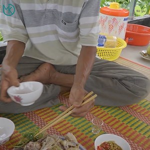 326K views · 6.4K reactions | Linh thiêng Bà Cậu và tục cúng ghe mới trên dòng Mê Kong | Nét Quê Channel | Facebook