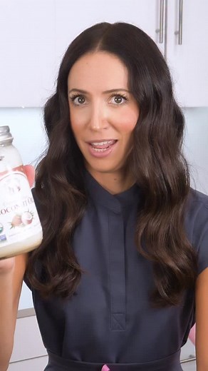 🛑 Oil pulling ≠ brushing your teeth. If someone told you coconut oil can replace brushing and flossing… you’ve been misled. While oil pulling **might** help freshen breath or relieve dry mouth, there’s zero solid evidence that it can prevent cavities or gum disease the way brushing and flossing can. 🪥 Brushing = 2 minutes 🥥 Oil pulling = 20 minutes If you can swish for 20, you can brush for 2. Don’t skip the essentials. Want to add oil pulling *in addition to* your routine? That’s your choice