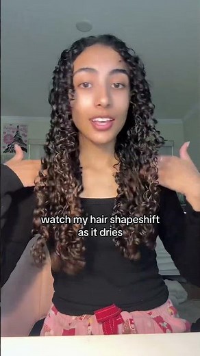 #females #curlconfidence #curlyhair #hairtok #curlyqueen #curls #grwm