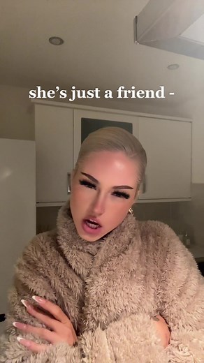 Charming Kitchen Appearance in Cozy Robe