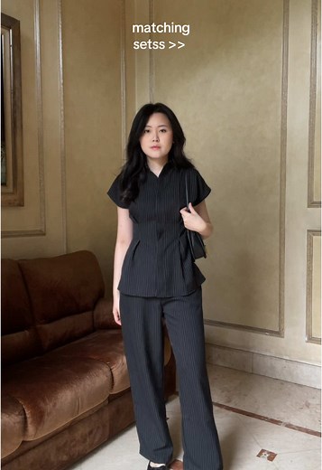 this settt omg 😭🫶🏻 #ootd #fitcheck #outfitcheck #pinstripepants