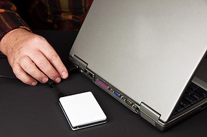 Hard Drive Enclosure for Data Recovery | How to Archive