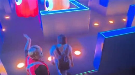 Un joc Pac-Man în mărime naturală