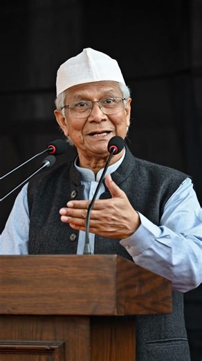 New police uniforms and a change in attitude! What do you think? 👮‍♂️🇧🇩 #shorts