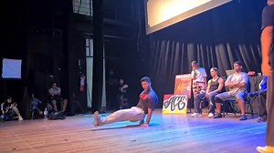 Guy With One Leg Aces Breaking Battle