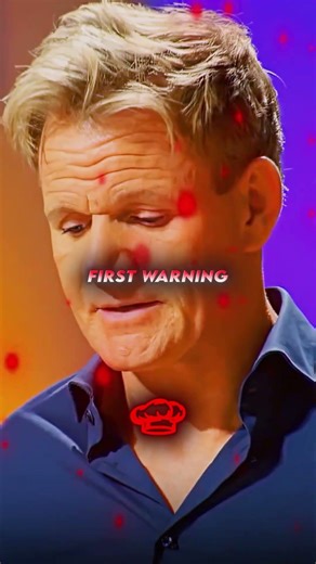 She messed the whole Kitchen 🔪