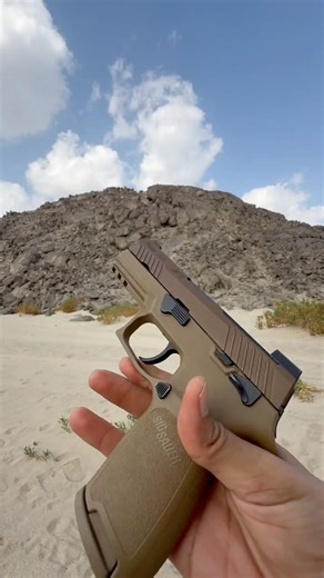 مسدس الجيش الامريكي sig sauer M18 🔥 | سيق ساور #army #explore #اكسبلور