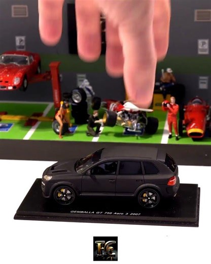 Rare Resin Masterpiece | 1/43 Scale Gemballa GT 750 by Spark