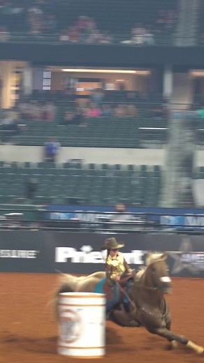 9-year-old barrel racer #DuskyLynnHall stole the show at #TheAmericanRodeo contender finals. #BarrelRacing #Cowgirl #RodeoTok #YouthAthlete #HorseTok