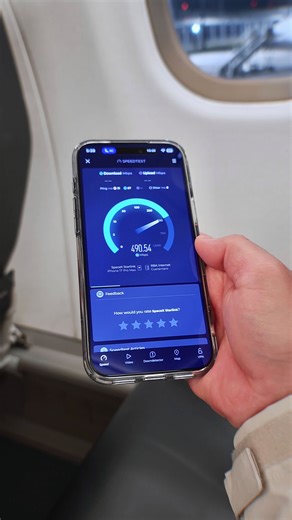 Danny Winget | These WiFi Speeds on my last flight were insane! I flew @united last week with Starlink on board and I couldn’t believe the speeds I saw on... | Instagram